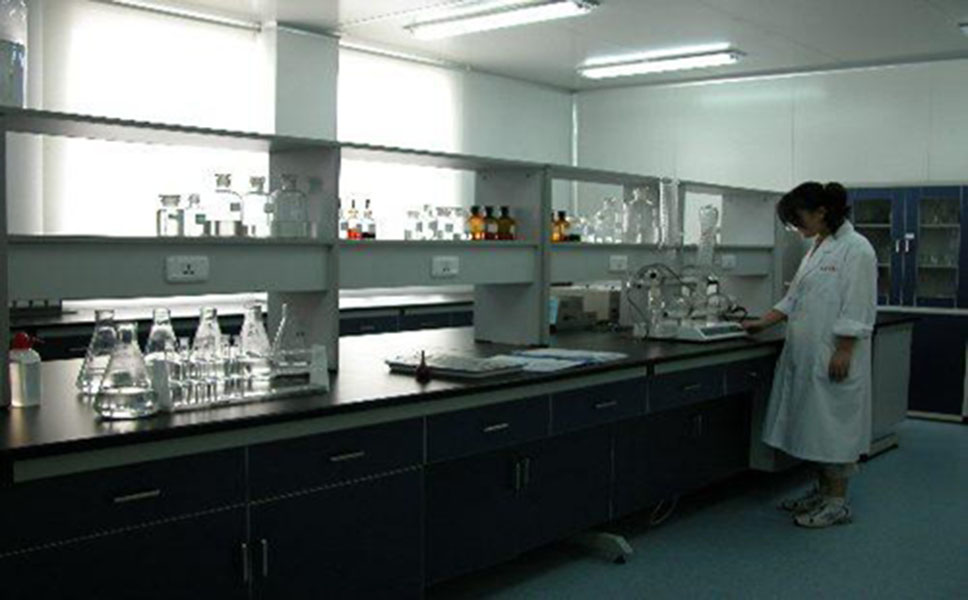 化工廠檢測實驗室.jpg 化工廠檢測實驗室.jpg