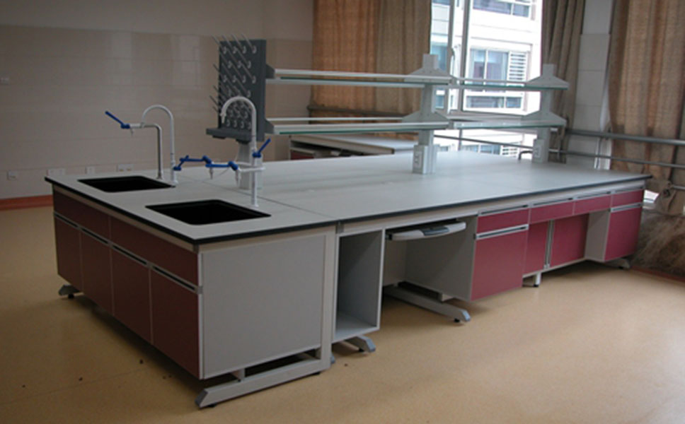 鋼木中央實驗臺OBE-05.jpg 鋼木中央實驗臺OBE-05.jpg